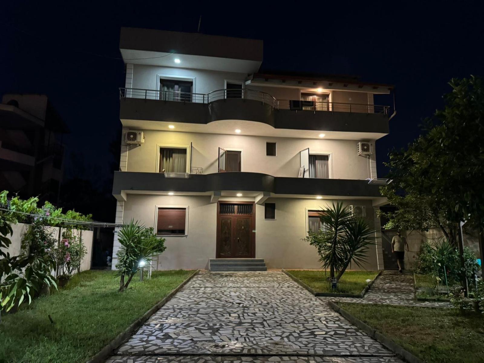 Melas Villa ドゥラス エクステリア 写真