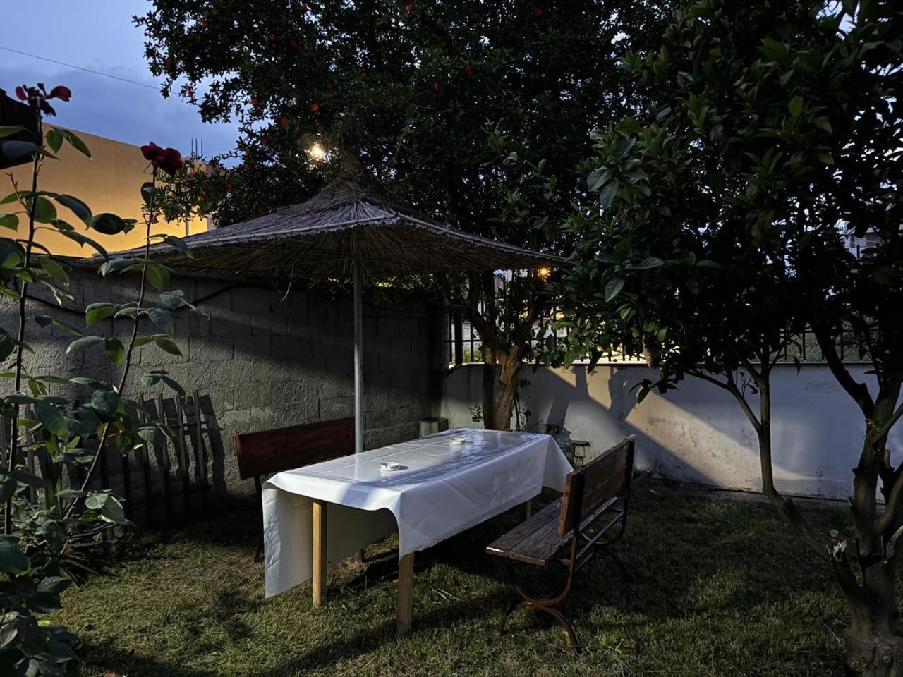 Melas Villa ドゥラス エクステリア 写真